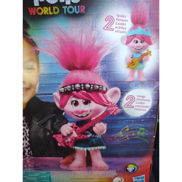 DreamWorks Trolls World Tour Pop to Rock Poppy Singing Doll w/2 Guitars Hasbro - Picture 8 of 16